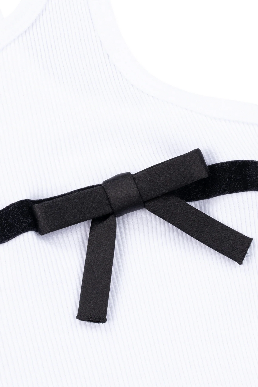 BOW VEST