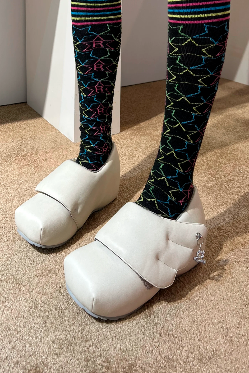 WHITE WING PLATFORM SHOES
