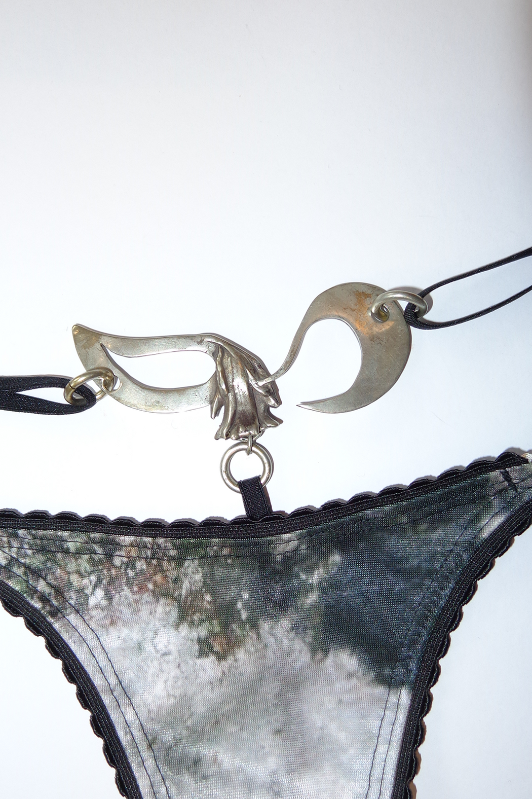 Gales G-String with Metal Wear