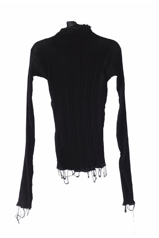 DISTRESSED BLACK SHIRT