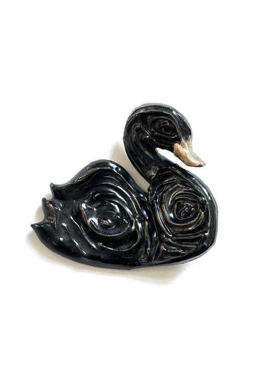 SWAN BROOCH BLACK