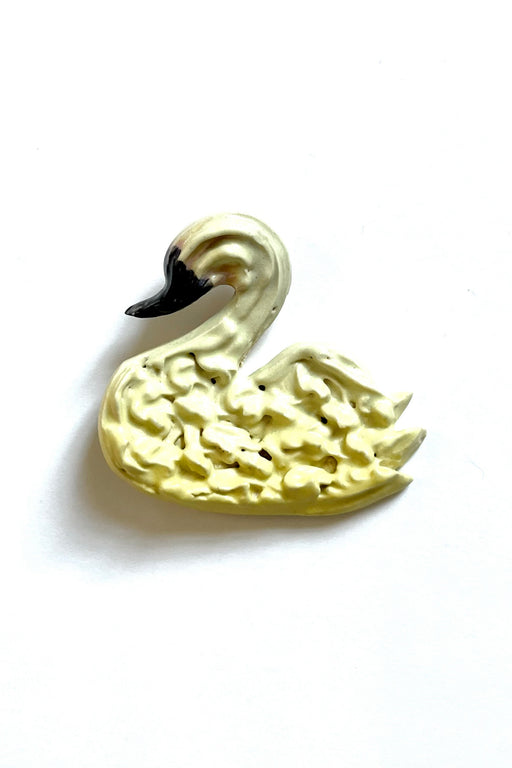 SWAN BROOCH YELLOW