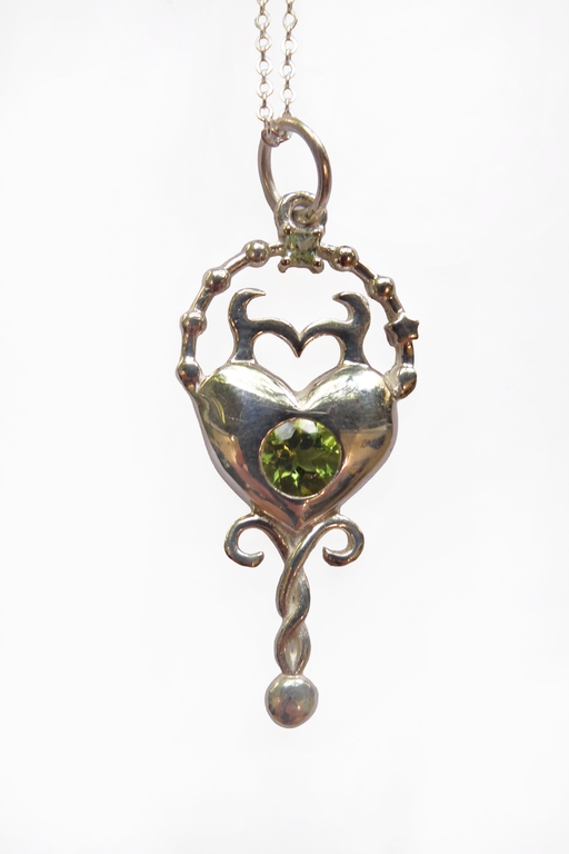 CORAZON CONJURO - GREEN SAPPHIRE