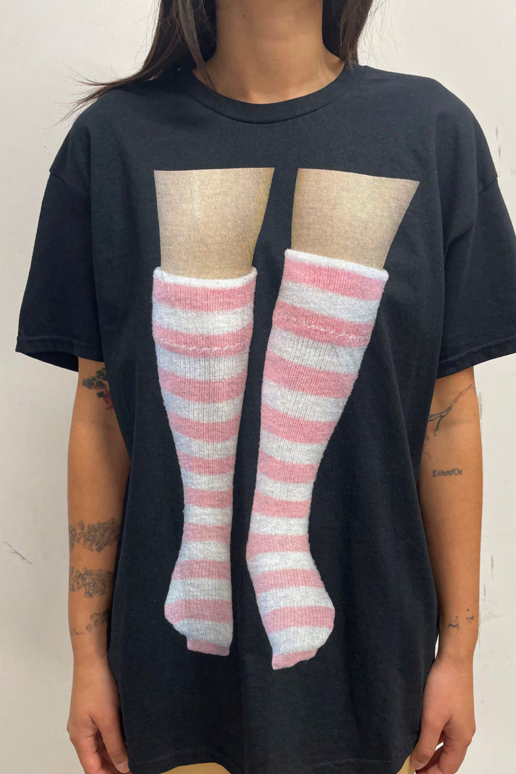 KNEE SOCKS T-SHIRT - BLACK