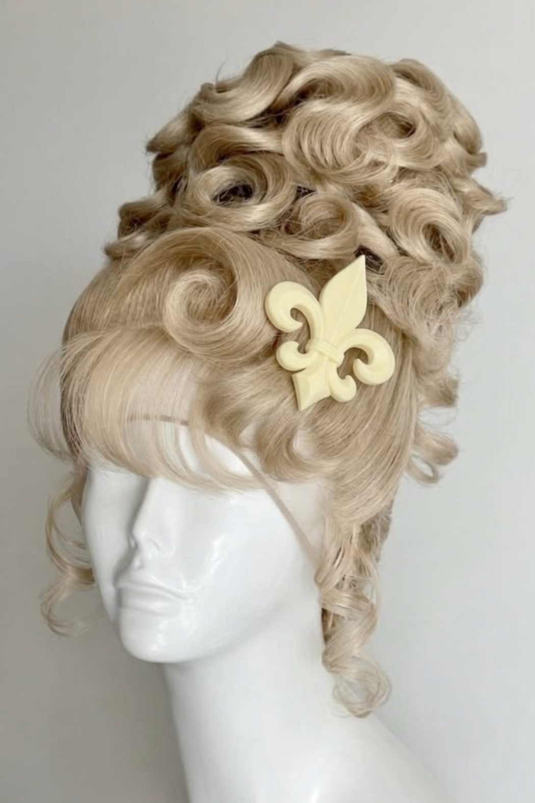 The Knight's Oath Hair Clip - Butter