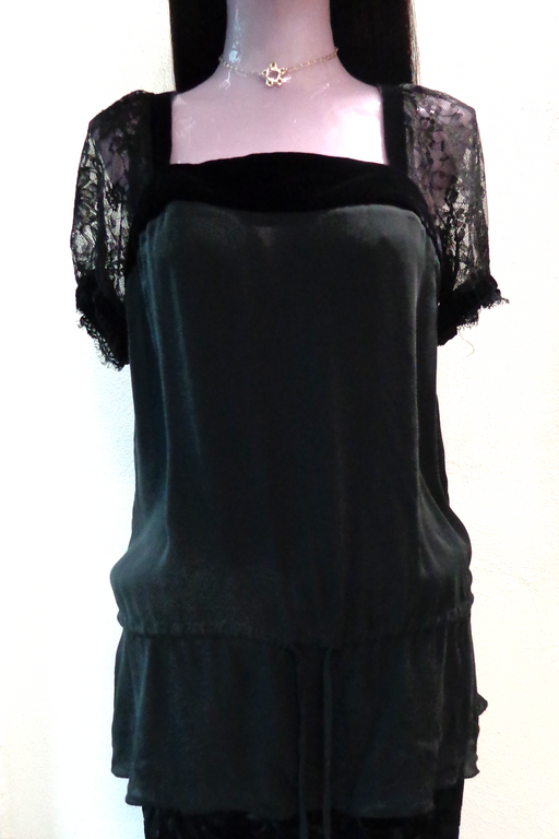 EXPRESS MEDIEVAL TOP