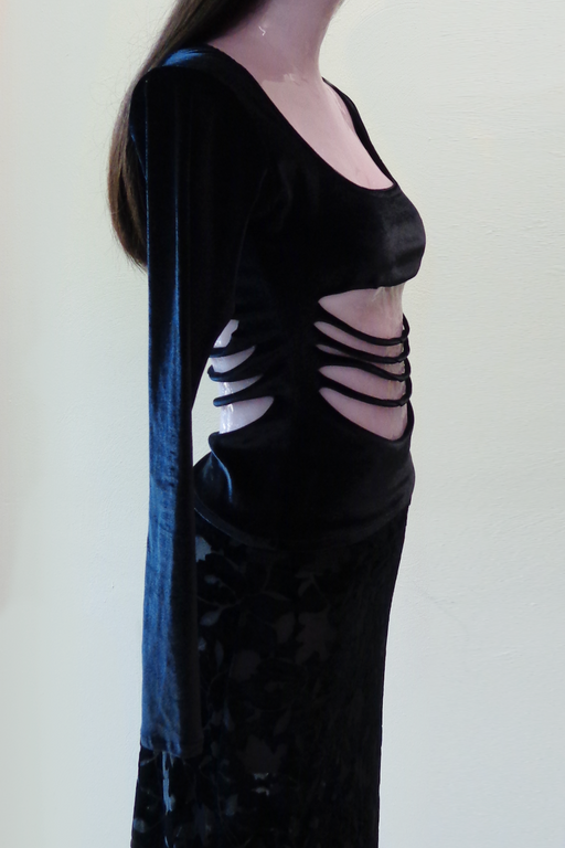 DHAMPIR RIPPED VELVET TOP