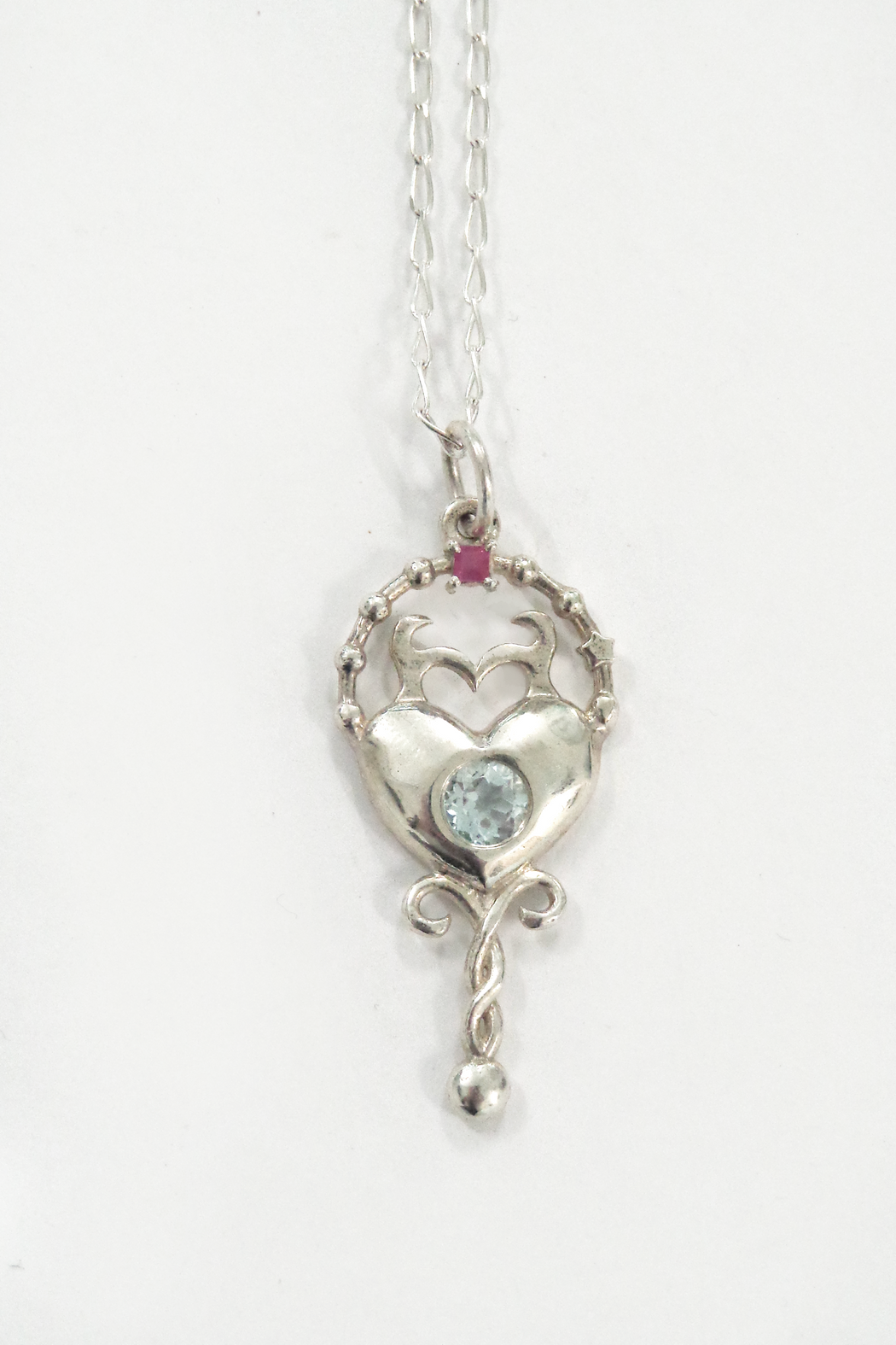 CORAZÓN CONJURO - TOPAZ SHAPPIRE