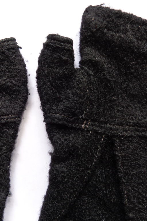 BERINGEI LEATHER GLOVES