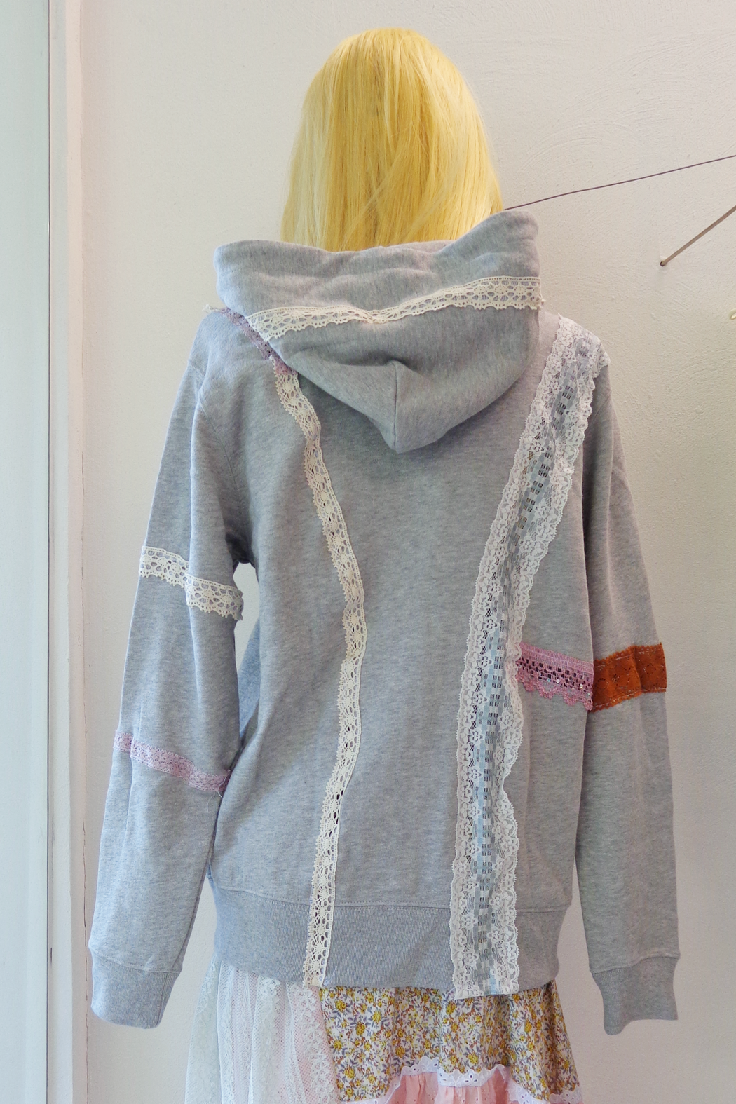 Lace Zip-up Hoodie