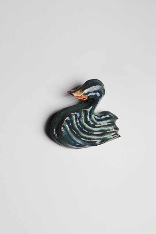 Swan brooch