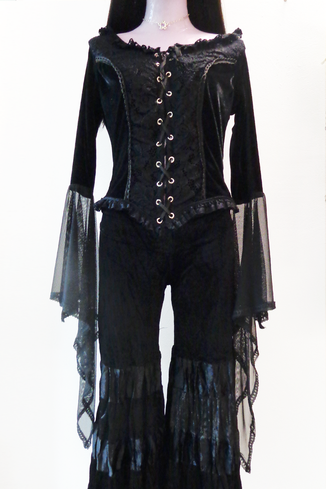 VELVET CORSET DRACULA TOP